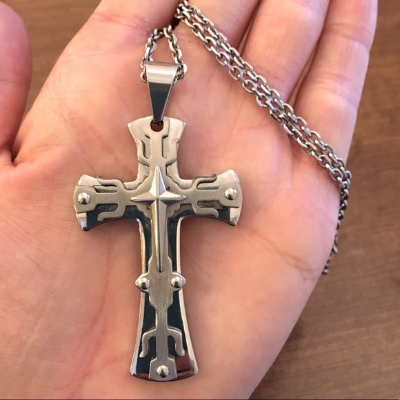 Men’s oversized stainless steel cross necklace - Picture 1 of 9